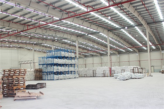 連康明倉(cāng)庫(kù)一角