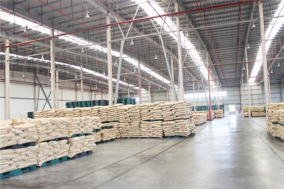 連康明現(xiàn)貨儲(chǔ)備區(qū)展示