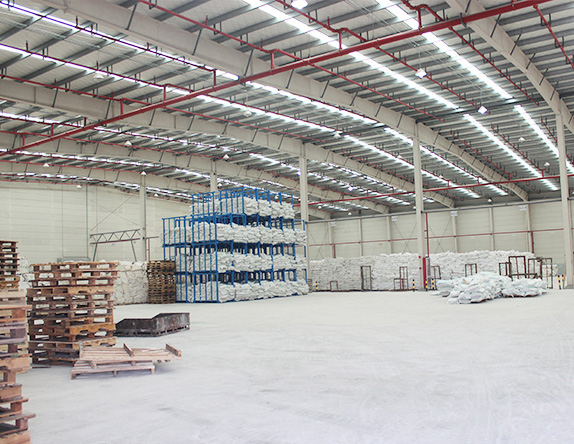 連康明倉庫一角